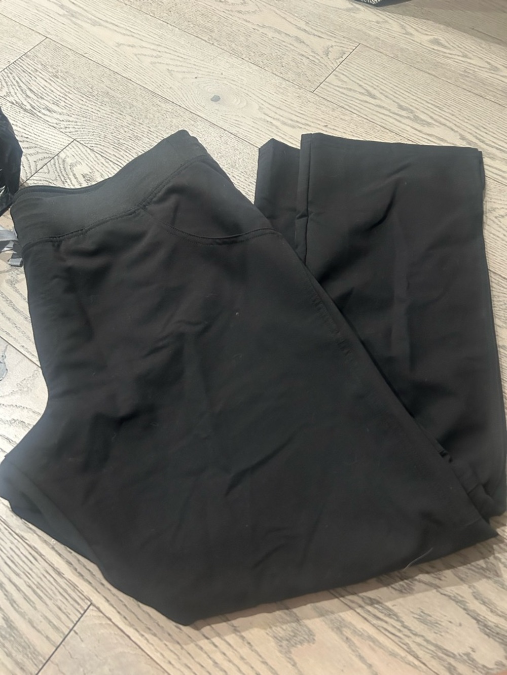 Figs Men's Black Jogger-Style Sweatpants